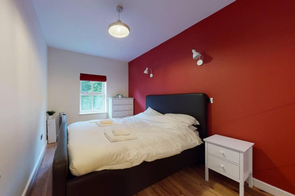 Lovely 2-Bedroom Flat Near Highgate Londyn Zewnętrze zdjęcie